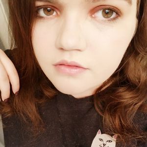 Meet your Posher, Laurel